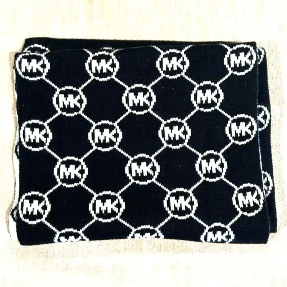MICHAEL KORS LONG SCARF - EUC